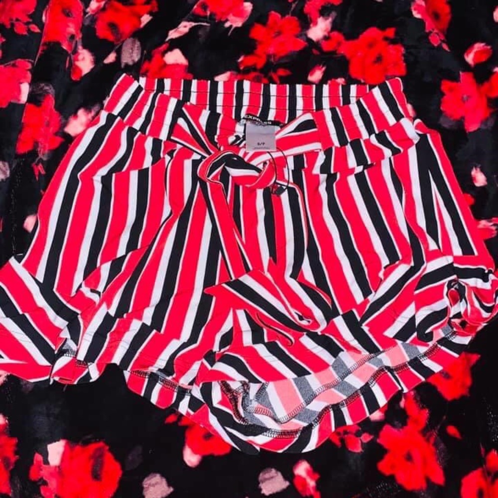 EXPRESS Wmns Shorts ❤️